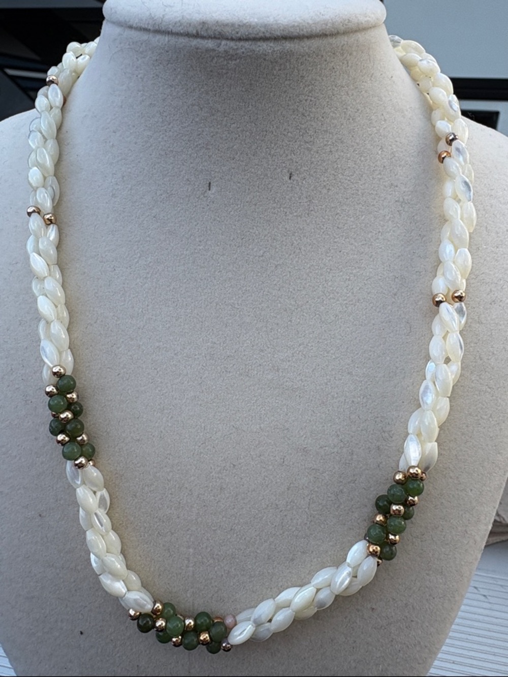 Source Unknown White Mother-of-Pearl and Green Bead Necklace with Gold Accents